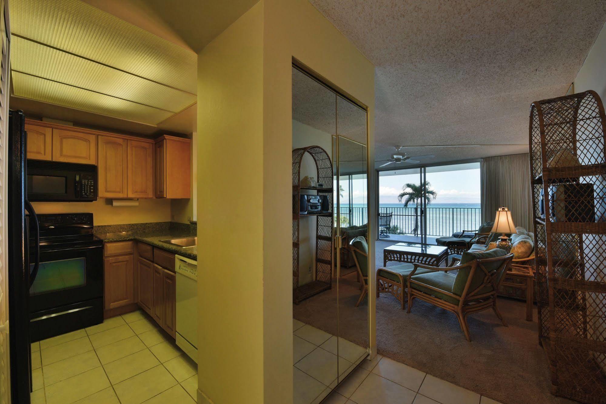 Hololani Oceanfront Condominiums Napili-Honokowai Eksteriør bilde