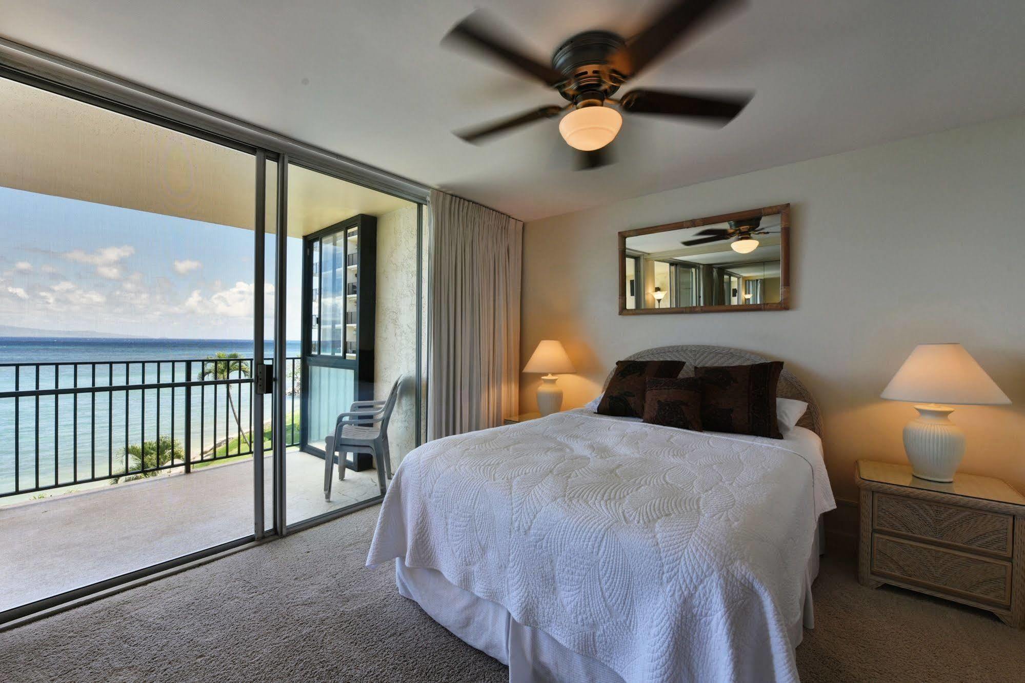 Hololani Oceanfront Condominiums Napili-Honokowai Eksteriør bilde